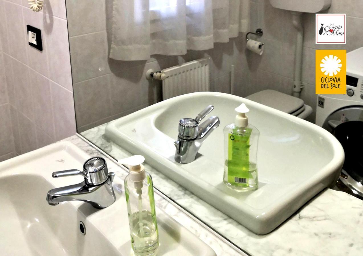 Gattomoro Hotel Калдерала ди Рено Екстериор снимка